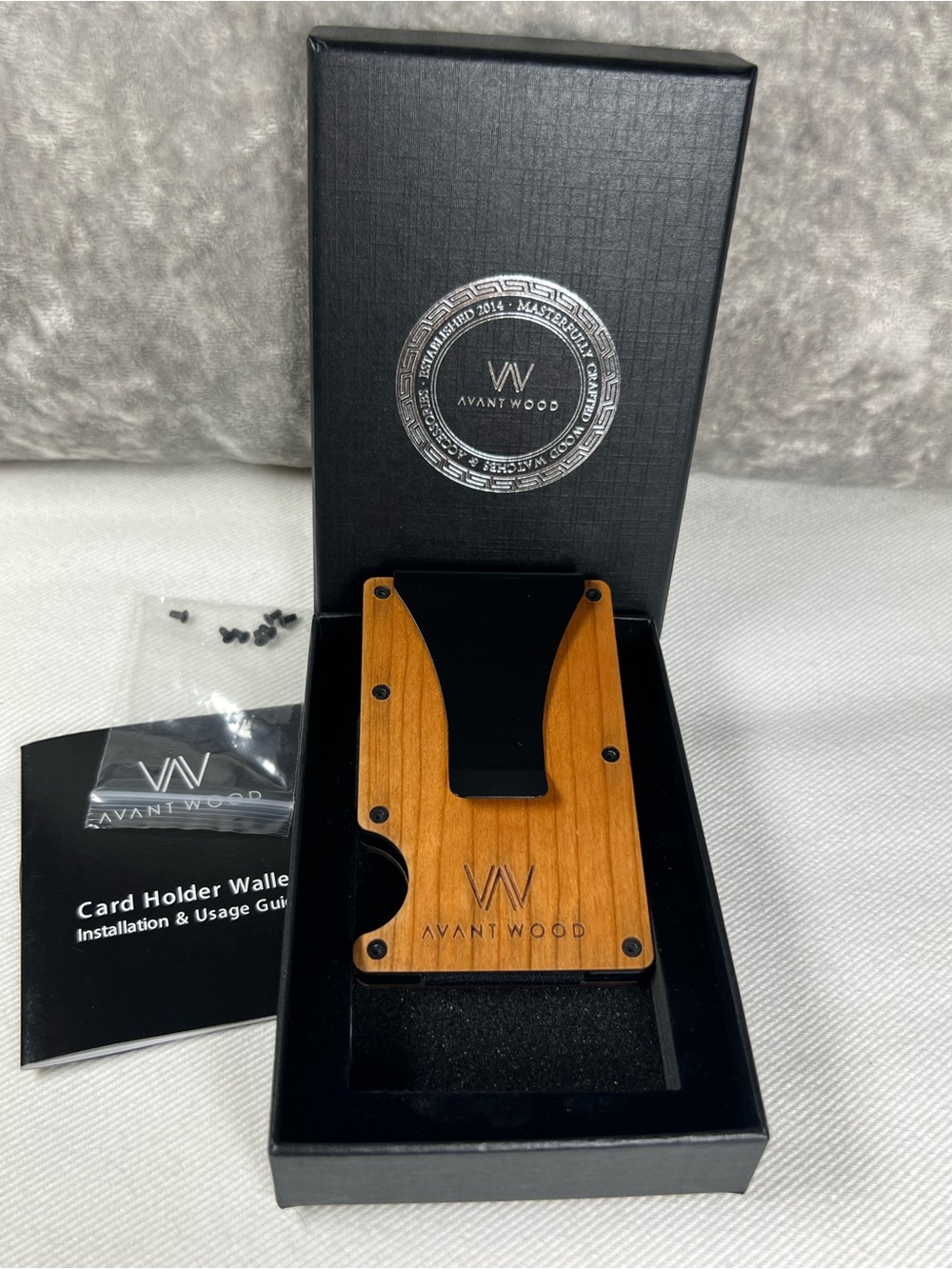 NIB AVANT WOOD CHERRY WOOD - CARD HOLDER METAL CLIP - Picture 3 of 4